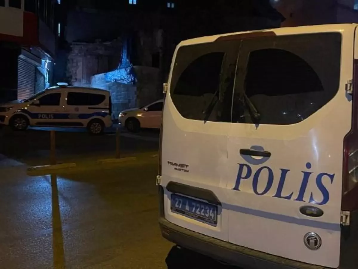 Gaziantep\'te polis memuru silahlı kavgaya müdahale ederken yaralandı