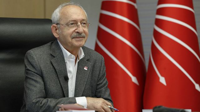 Kılıçdaroğlu'ndan bayram mesajı! Klasik temennilerin yanına bir de eleştiri sıkıştırdı Kılıçdaroğlu'ndan bayram mesajı! Klasik temennilerin yanına bir de eleştiri sıkıştırdı