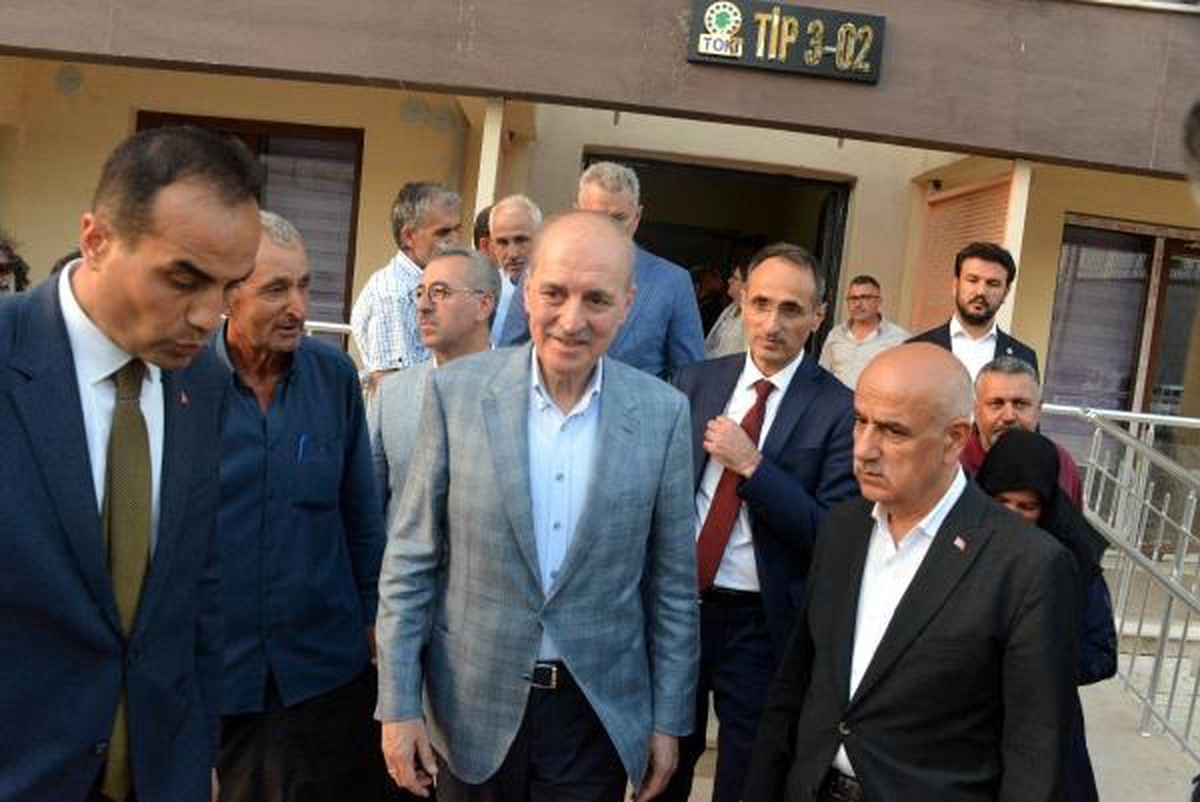 TBMM Başkanı Kurtulmuş, Depremzedeleri Ziyaret Etti