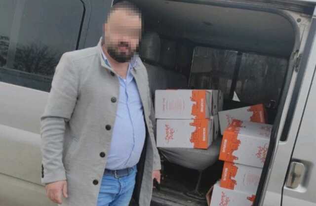Aile içi kavga kanlı bitti: Eşinin dedesini ve kuzenini otomobille böyle ezdi Aile içi kavga kanlı bitti: Eşinin dedesini ve kuzenini otomobille böyle ezdi