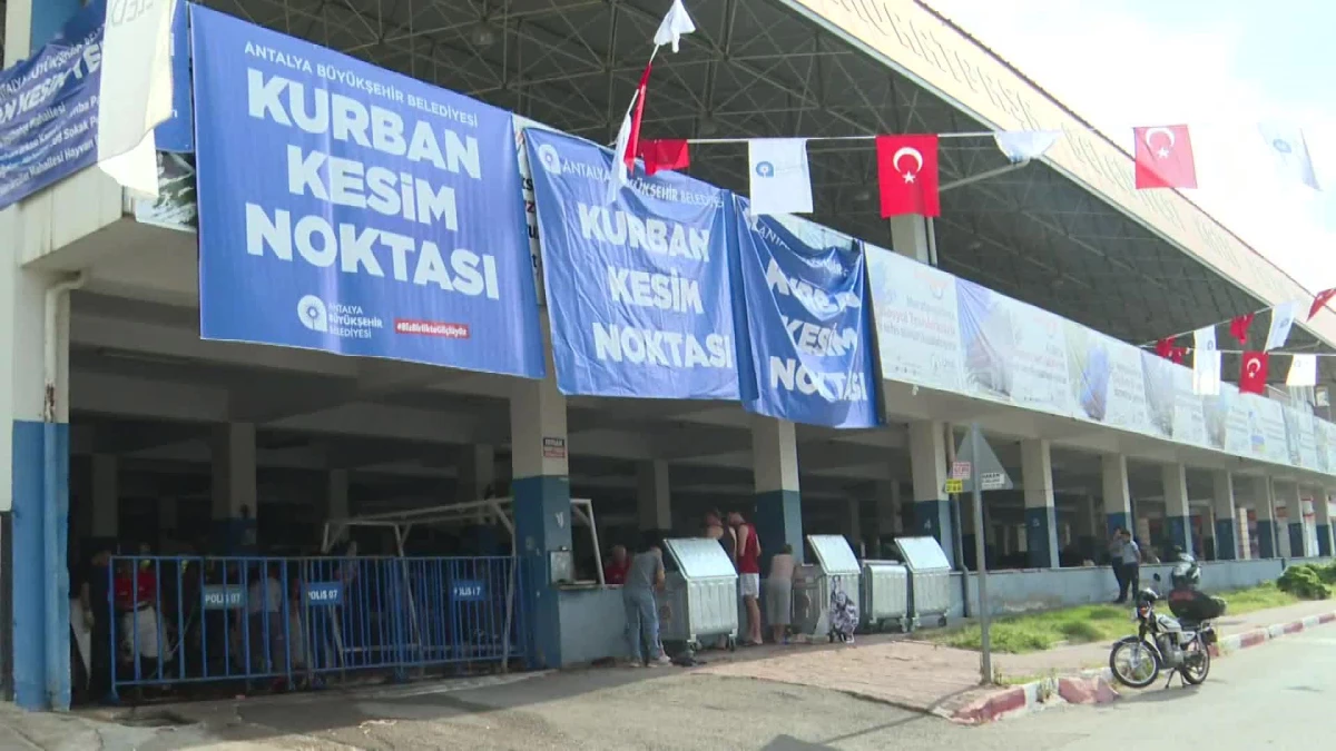 Antalya Büyükşehir Belediyesi\'nden Ücretsiz Kurban Kesim Hizmeti