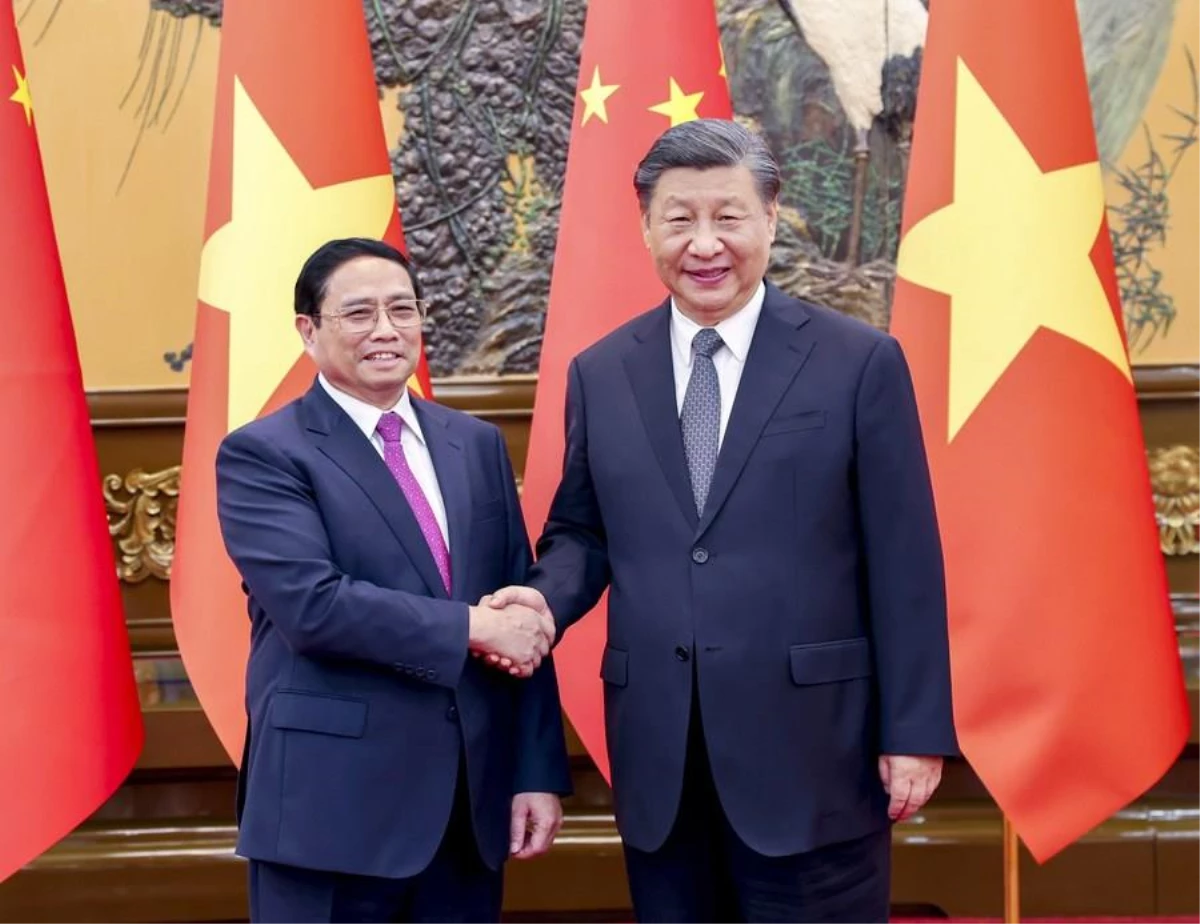 Çin Cumhurbaşkanı Xi, Vietnam Başbakanı ile Görüştü