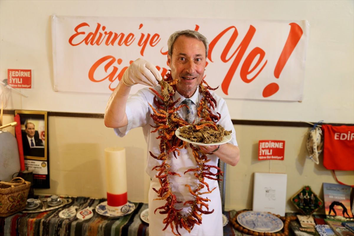 Edirne\'de Tava Ciğeri Evlerde de Pişiriliyor