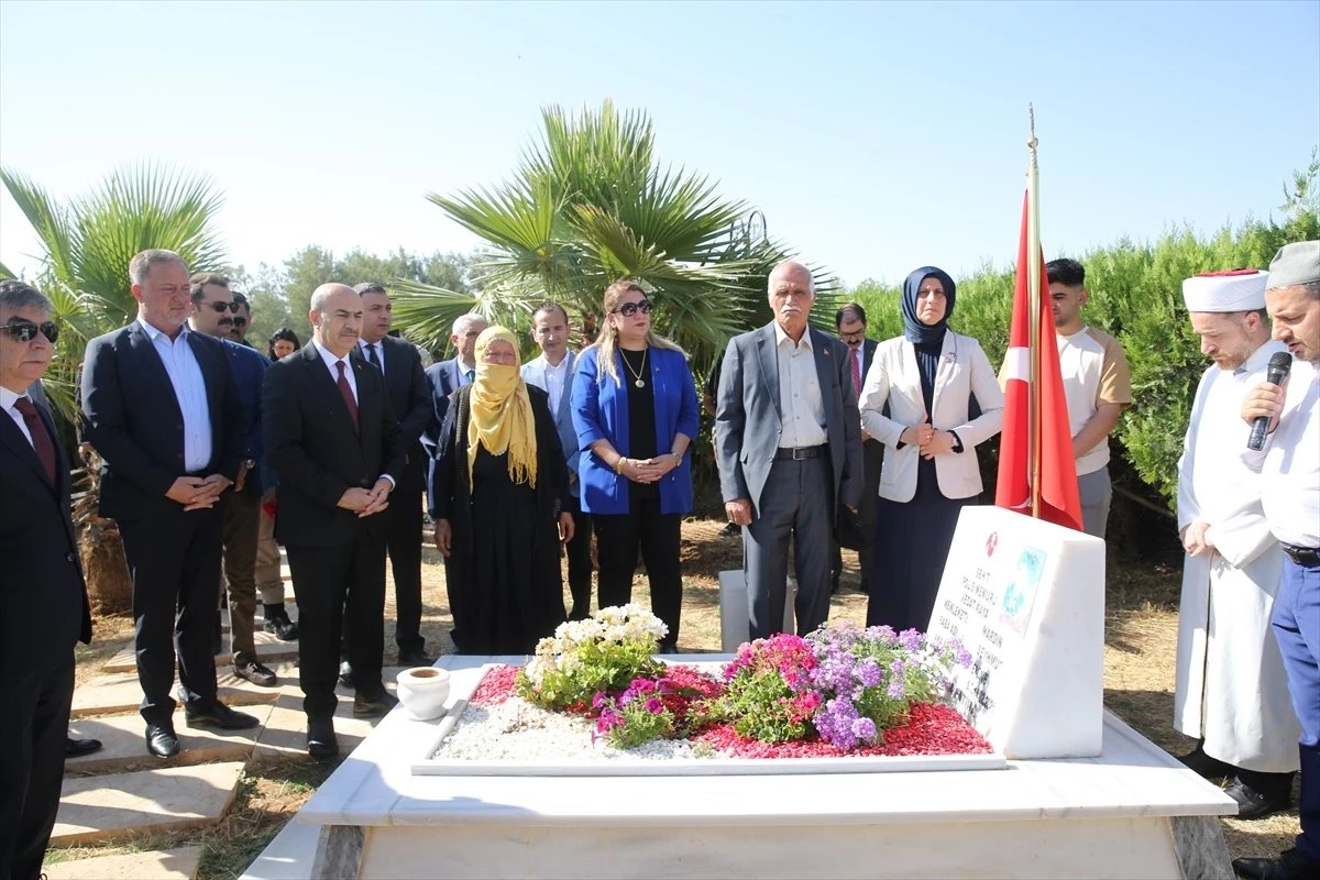 Mardin Valisi Mahmut Demirtaş, Şehit Ailelerinin Bayramını Kutladı