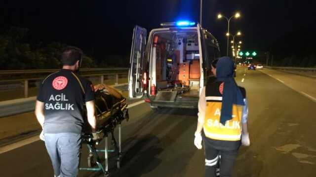 TEM'de kaza: Aynı otomobilden 8 yaralı çıktı TEM'de kaza: Aynı otomobilden 8 yaralı çıktı