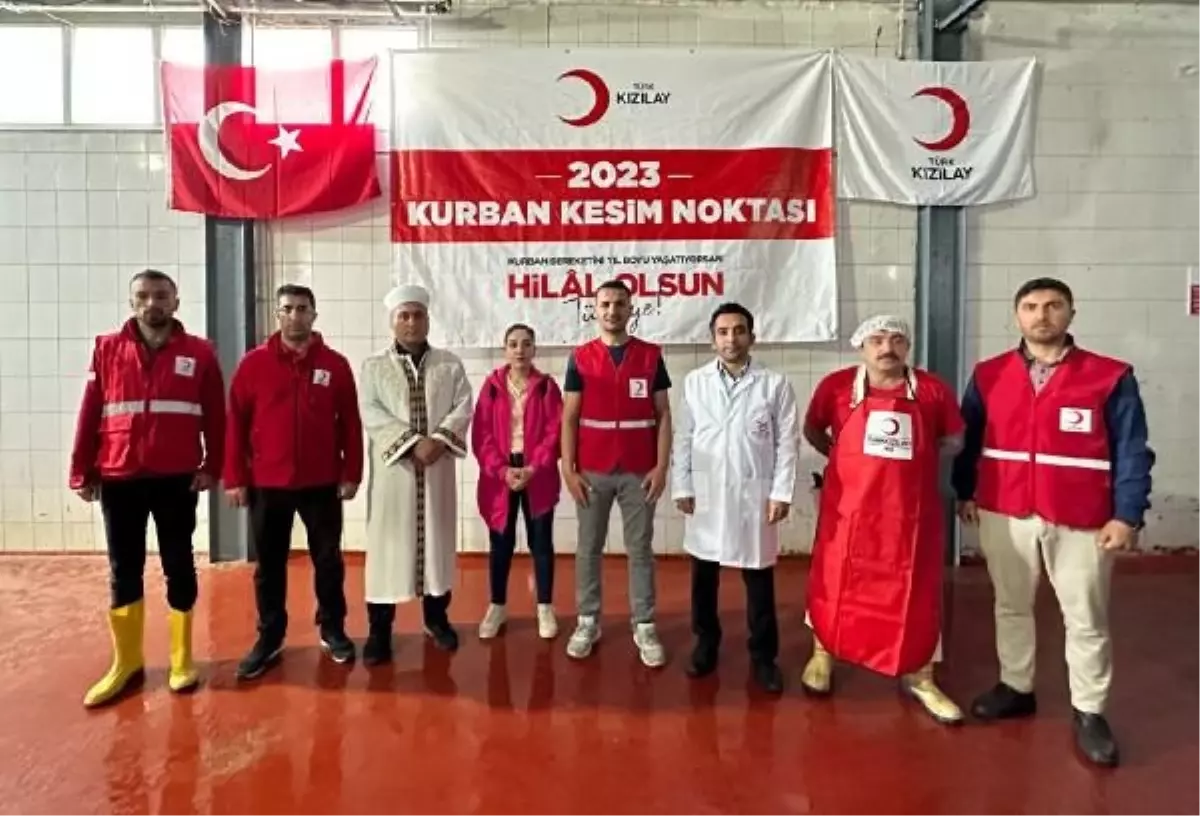 Türk Kızılayı Kurban Kesimlerine Başladı