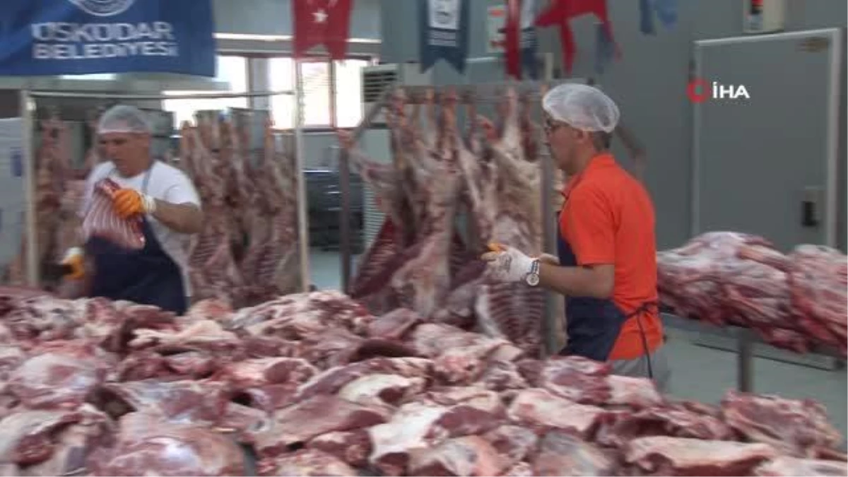 Üsküdar\'da 10 bin aileye kurban eti dağıtımı başladı