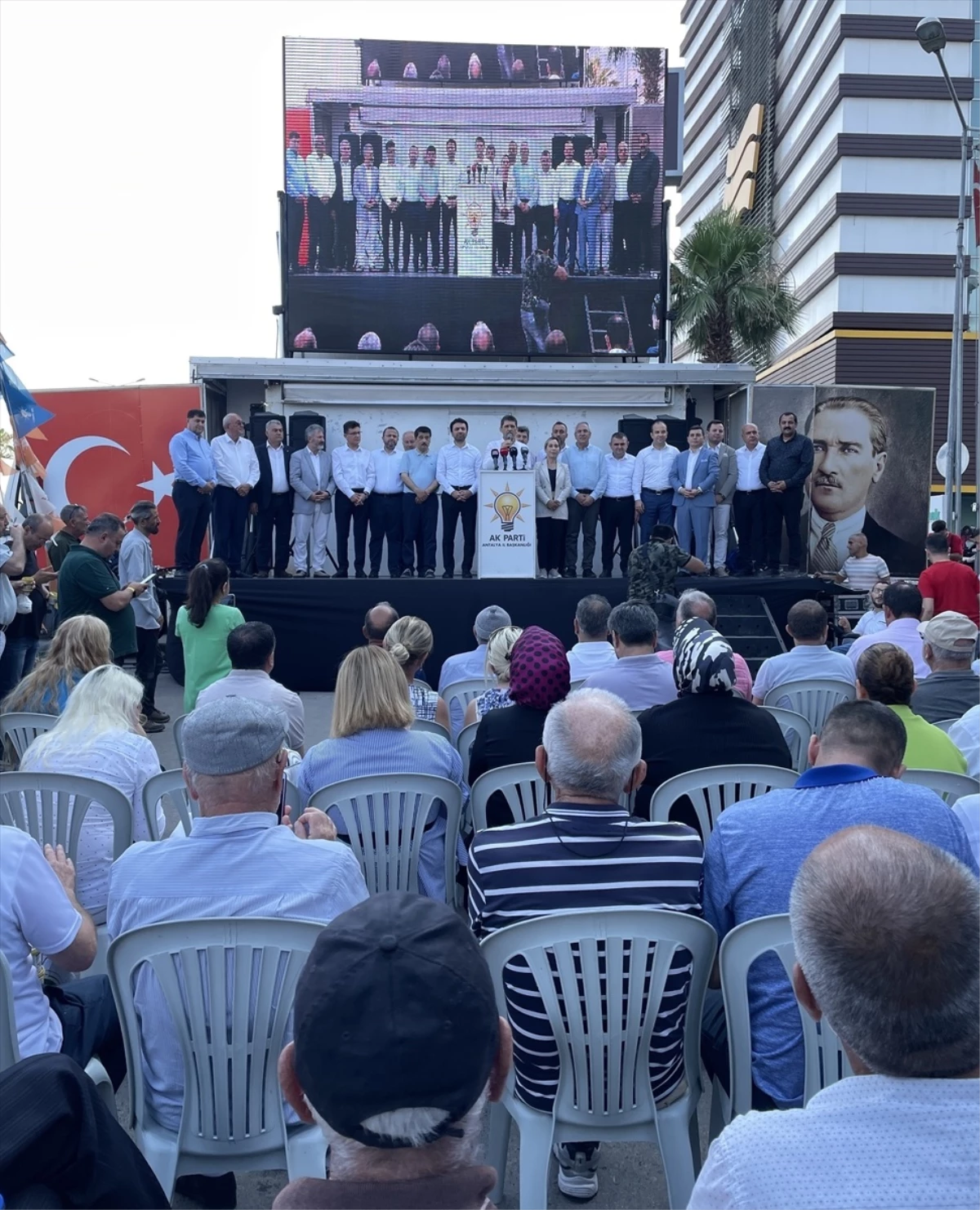 AK Parti Antalya İl Başkanlığında Bayramlaşma Programı Gerçekleştirildi