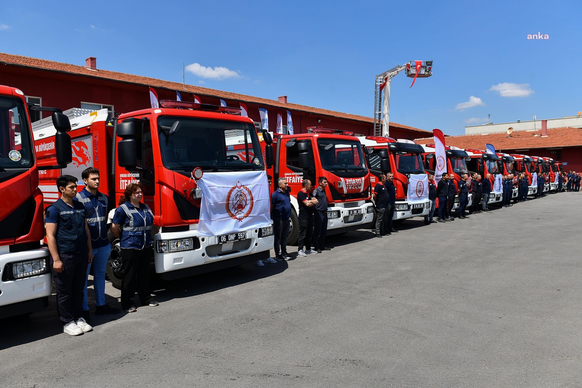 Ankara İtfaiyesi Filosuna 27 Yeni Araç Ekledi