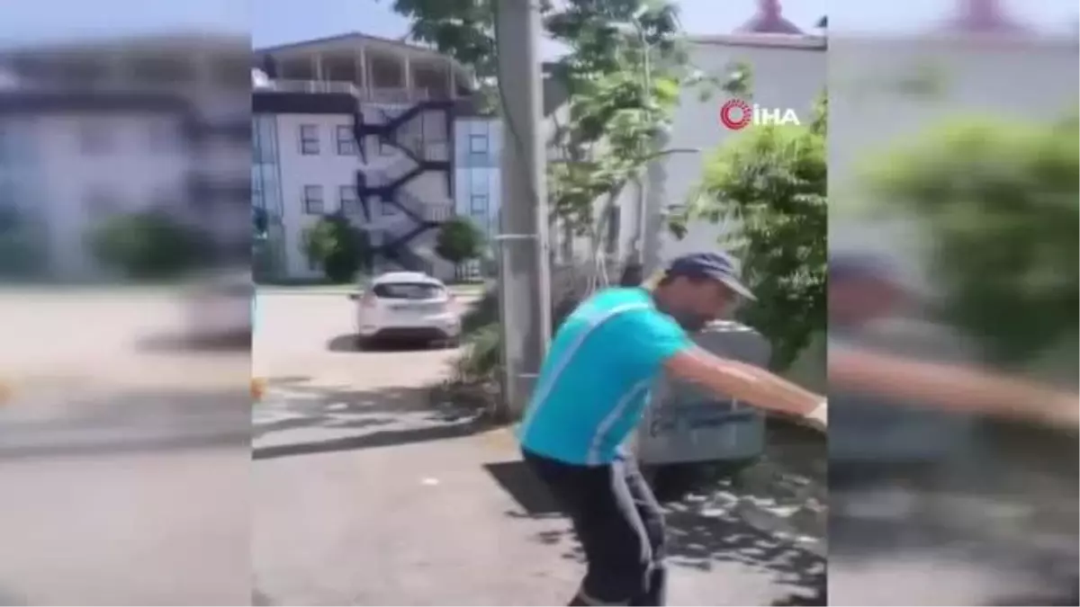 Bayram günü yürekleri ısıtan görüntü: Temizlik işçileri davul ve zurnaya eşlik ederek dans etti