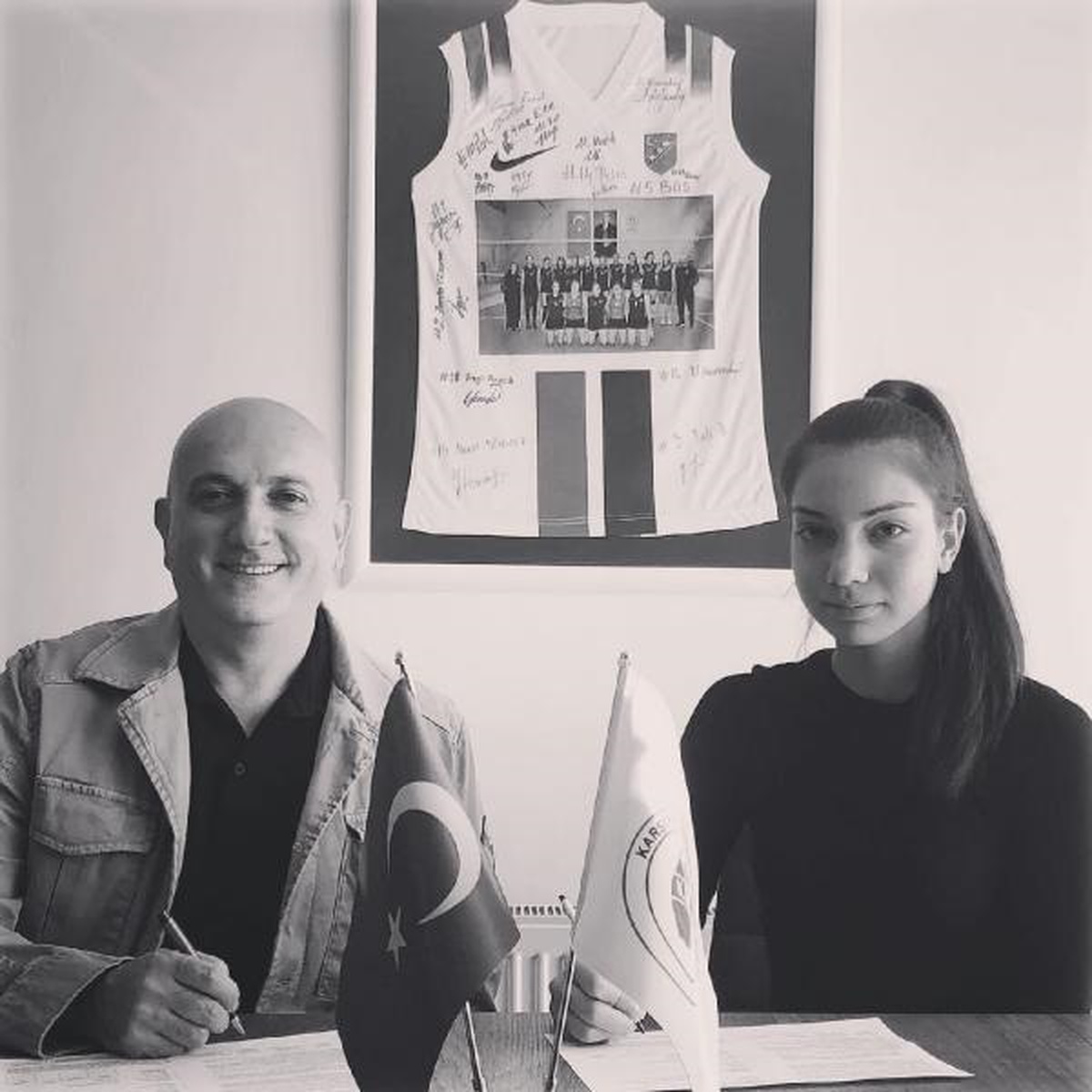 Voleybolcu Miray Karasu Trafik Kazasında Hayatını Kaybetti