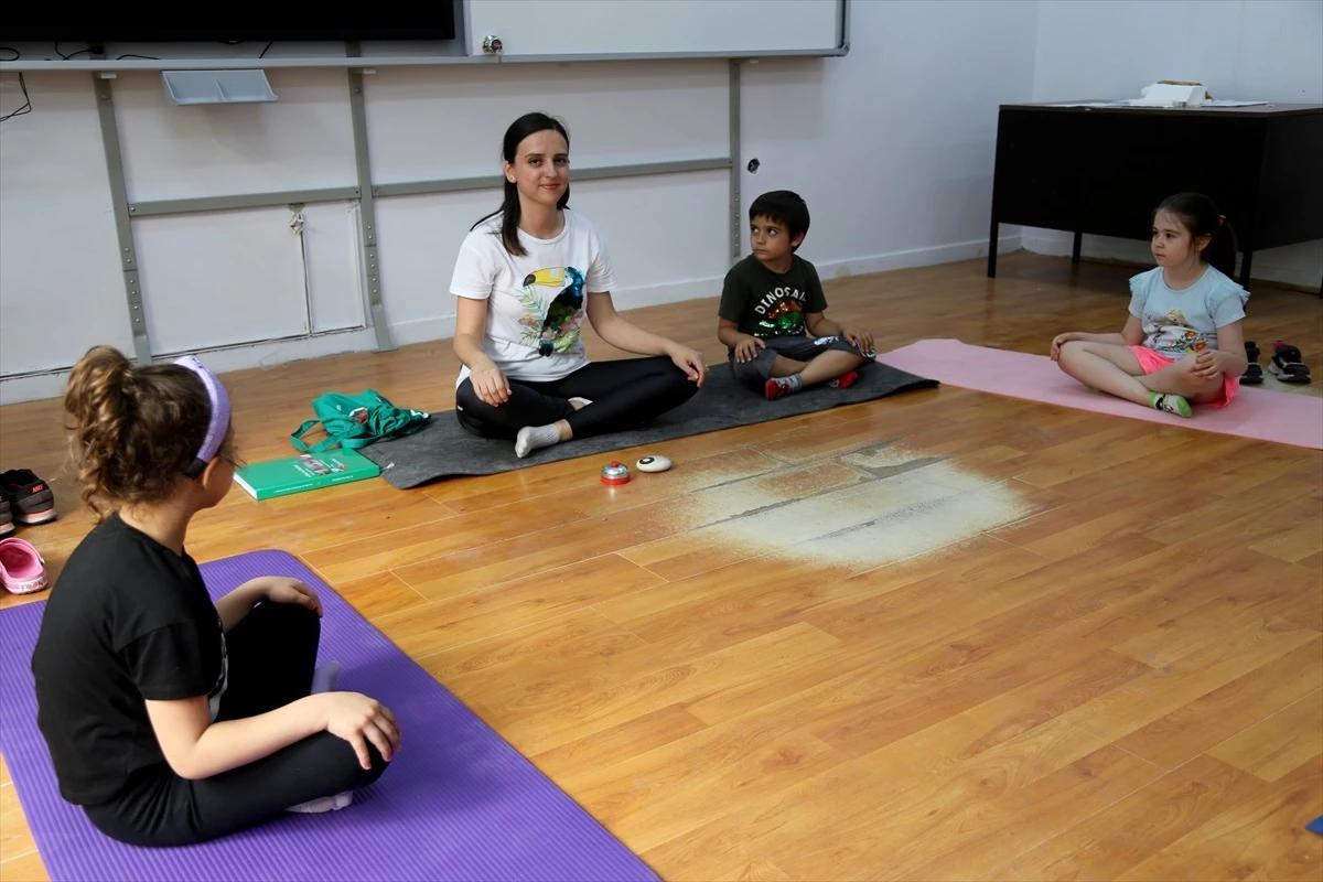 Mindfulness ve Çocuk Yogası Eğitimiyle Depremzede Öğrencilere Destek