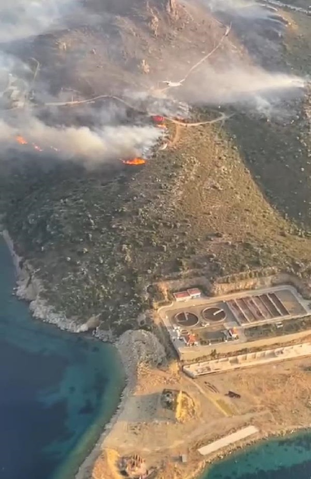Pilotlar Yangında Türk Bayrağını Korudu Pilotlar Yangında Türk Bayrağını Korudu