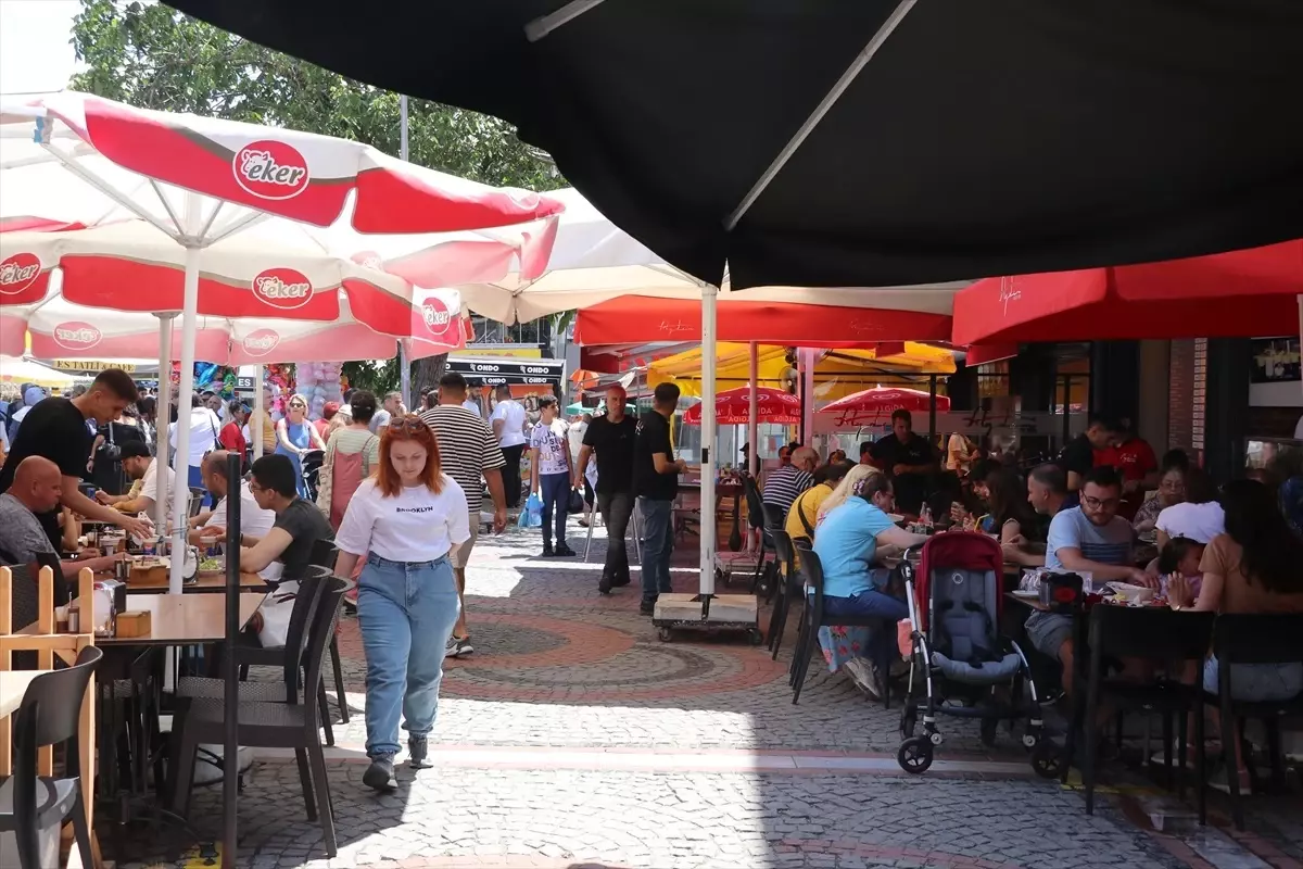 Edirne\'de Kurban Bayramı tatilinde tava ciğerine yoğun ilgi