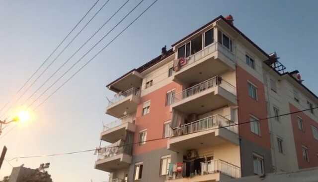 Elektrik ve suyu kesip, 2 çocuk annesi eşini 24 yerinden bıçakladı Elektrik ve suyu kesip, 2 çocuk annesi eşini 24 yerinden bıçakladı