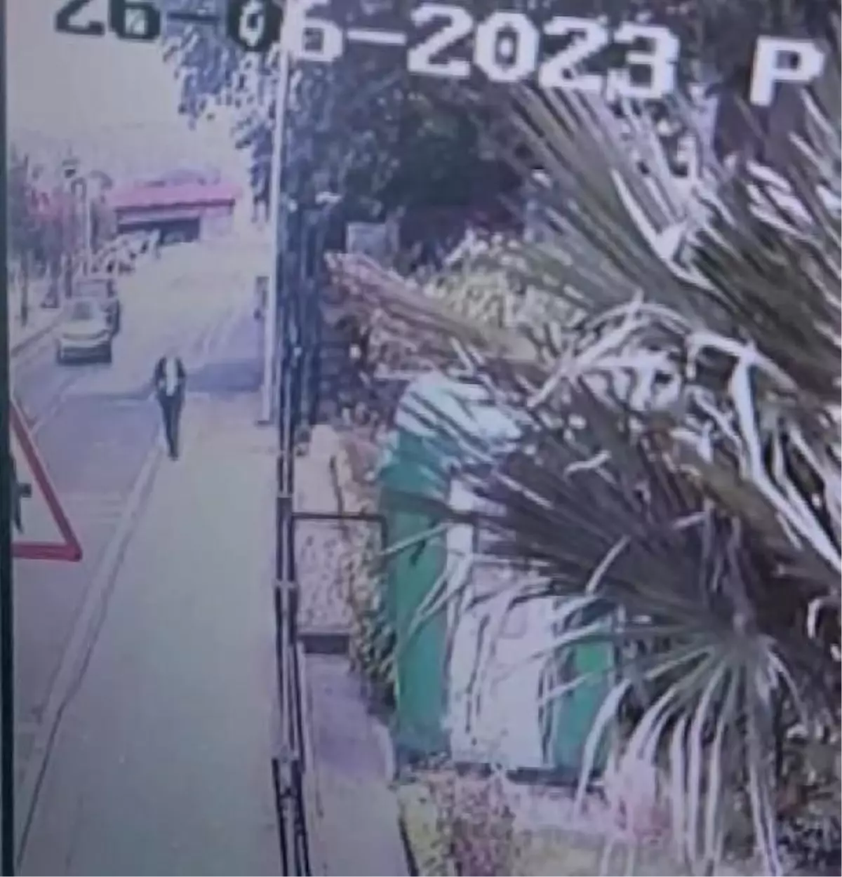 Sarıyer'de Motosiklet ile Otomobil Çarpıştı: Motosiklet Sürücüsü Ağır Yaralandı