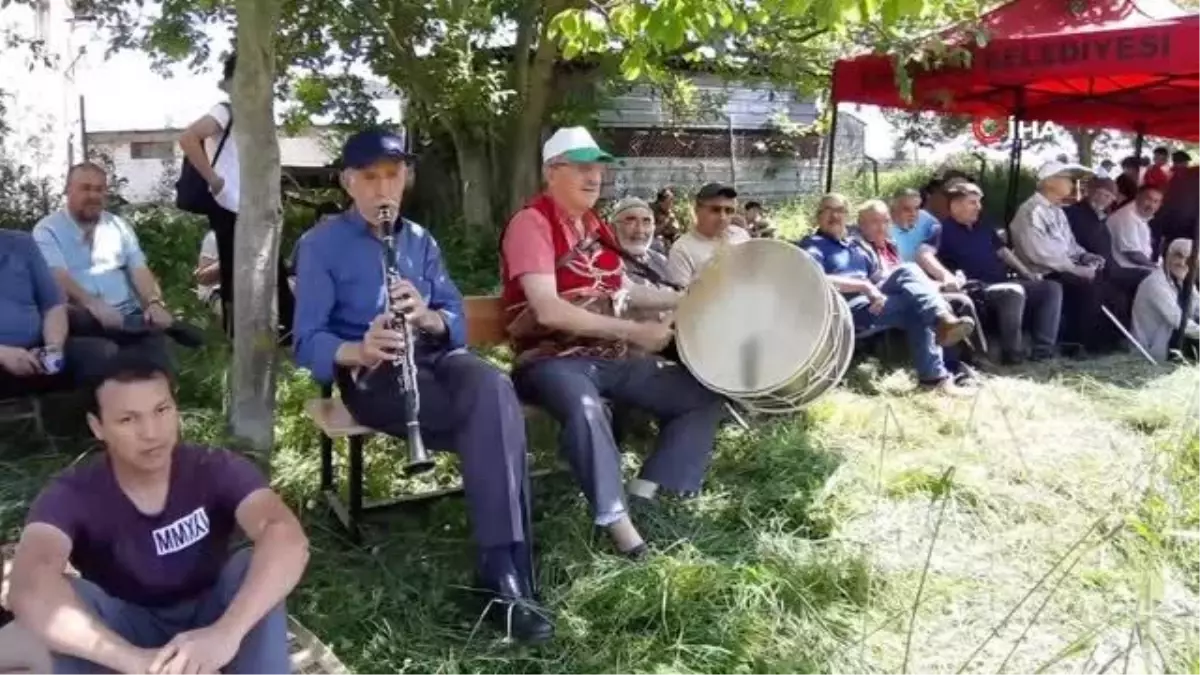 58 yıldır davulunu omzundan düşürmüyor