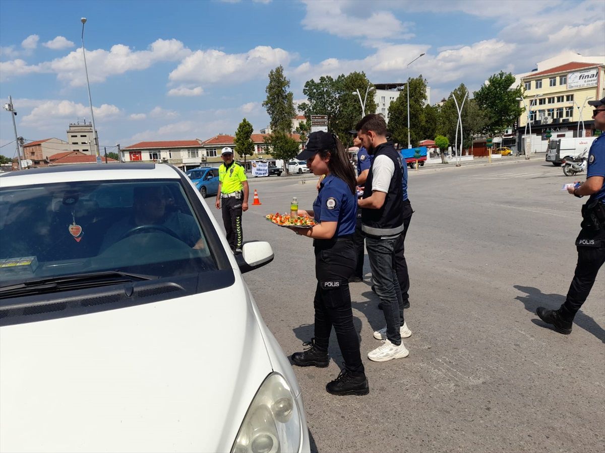 Uzunköprü İlçe Emniyet Müdürlüğü Bayram Denetimleri Gerçekleştirdi