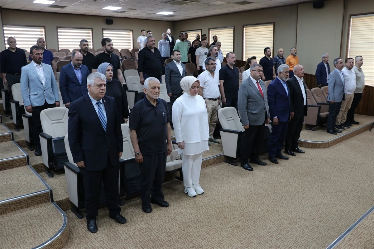 Sakarya\'nın merkez Erenler İlçe Belediye Başkanlığına Rahmi Şengül seçildi