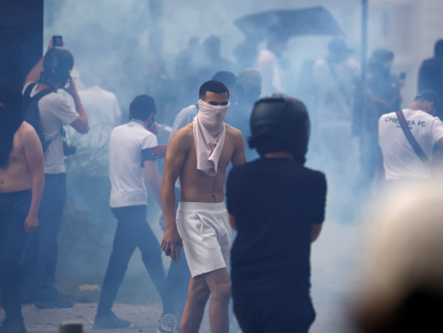 Son Dakika! Macron: Protestoları kontrol altına almak için daha fazla polisi sokağa indireceğiz