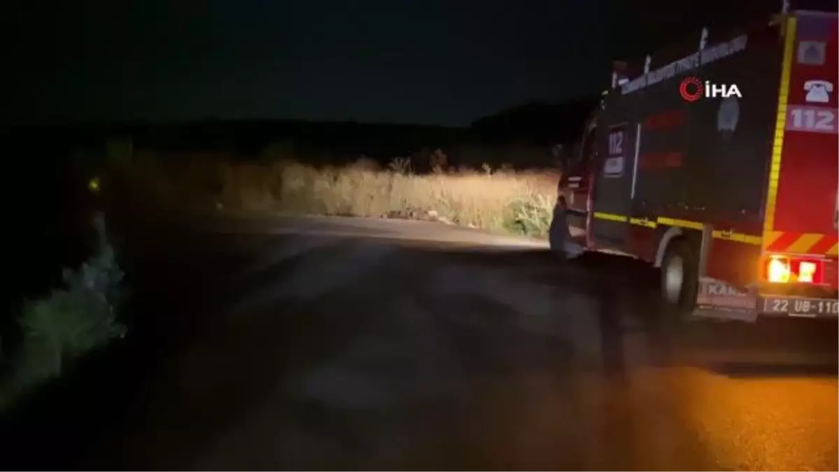 Virajı alamayan otomobil duvara çarparak durabildi