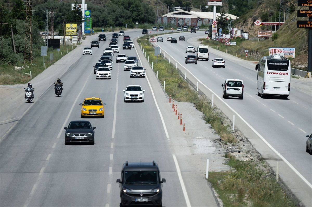 Kurban Bayramı Tatili Dönüşünde Ankara-Kırıkkale Yolunda Yoğunluk