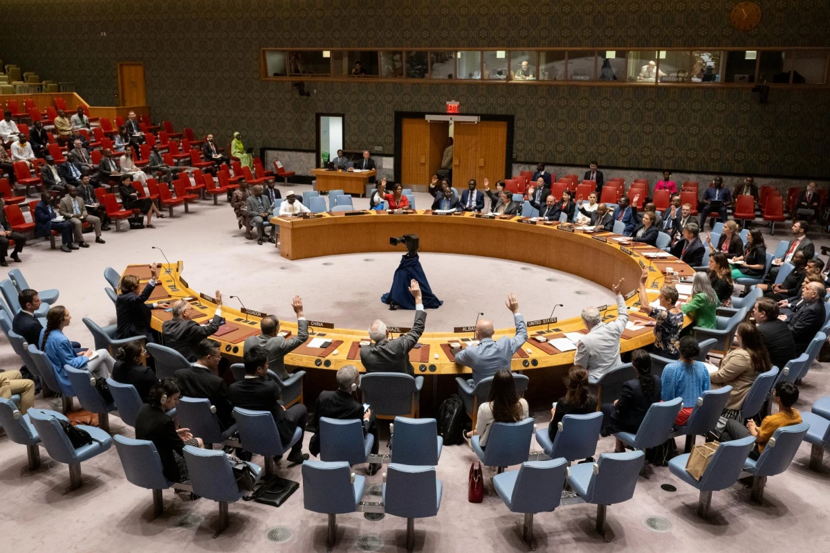 BM Güvenlik Konseyi, MINUSMA\'nın görev süresini sona erdirmeyi kabul etti