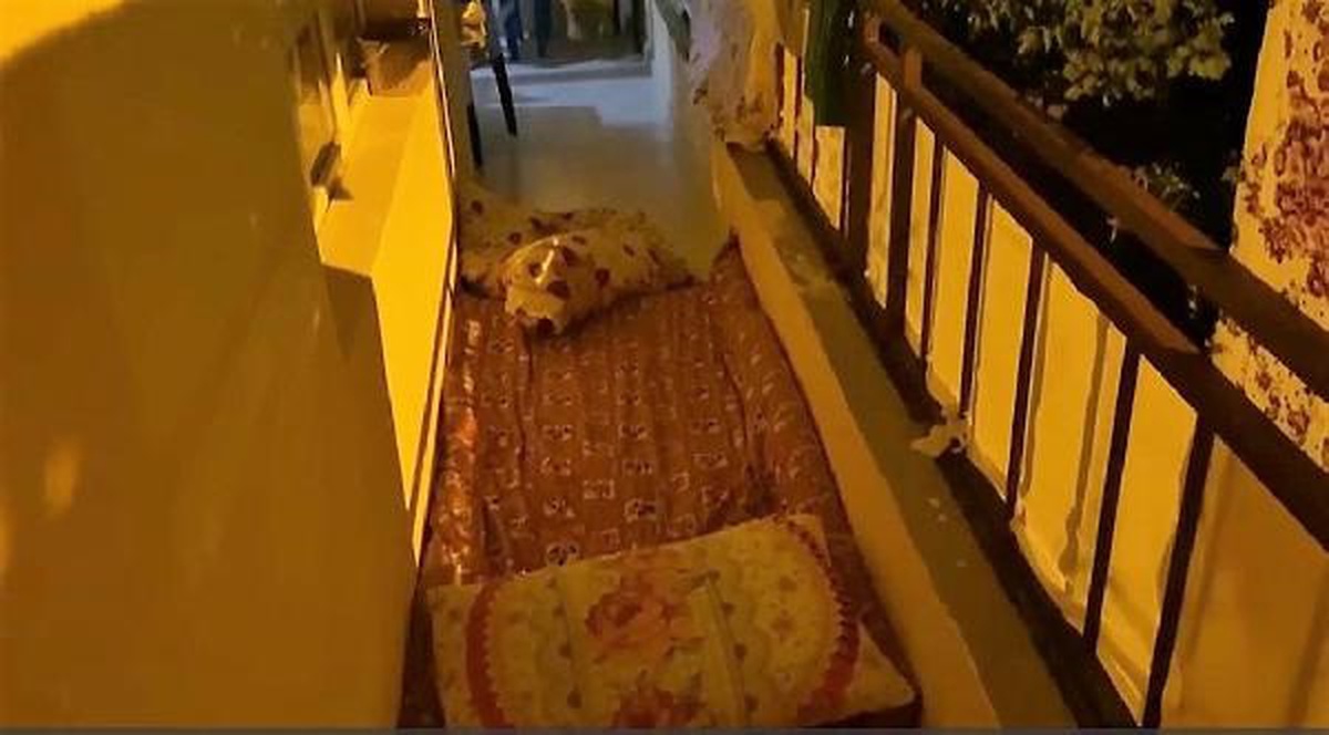 Siirt\'te balkona atılan torpil patladı: 13 yaşındaki çocuk yaralandı