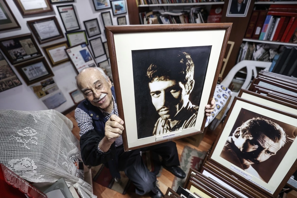 89 yaşındaki Balıkesirli fotoğraf sanatçısının 71 yıllık arşivi dijital ortamda hayat buldu
