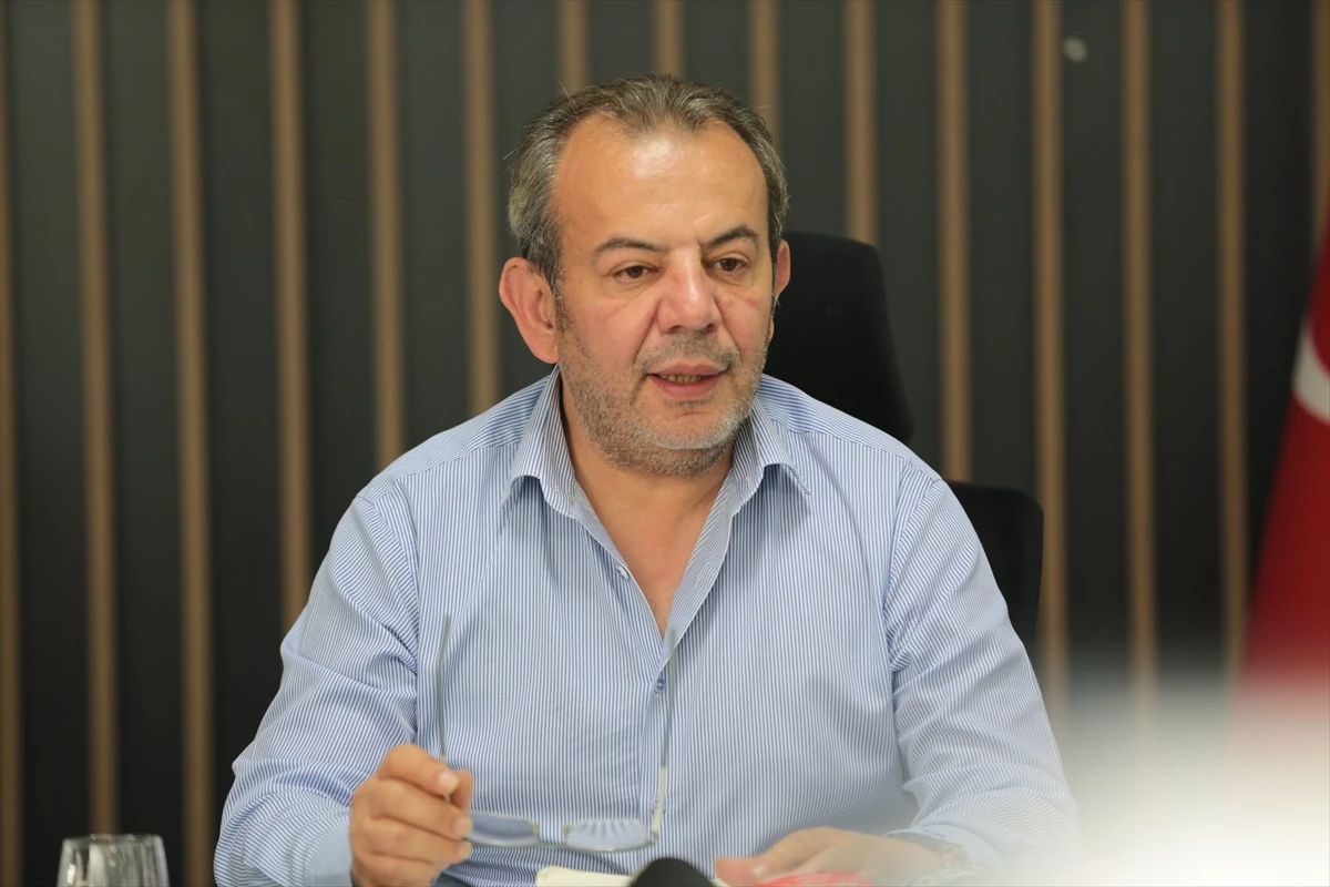 Bolu Belediye Başkanı Tanju Özcan, Kılıçdaroğlu\'na tepki göstererek yürüyüşten vazgeçmeyeceğini açıkladı