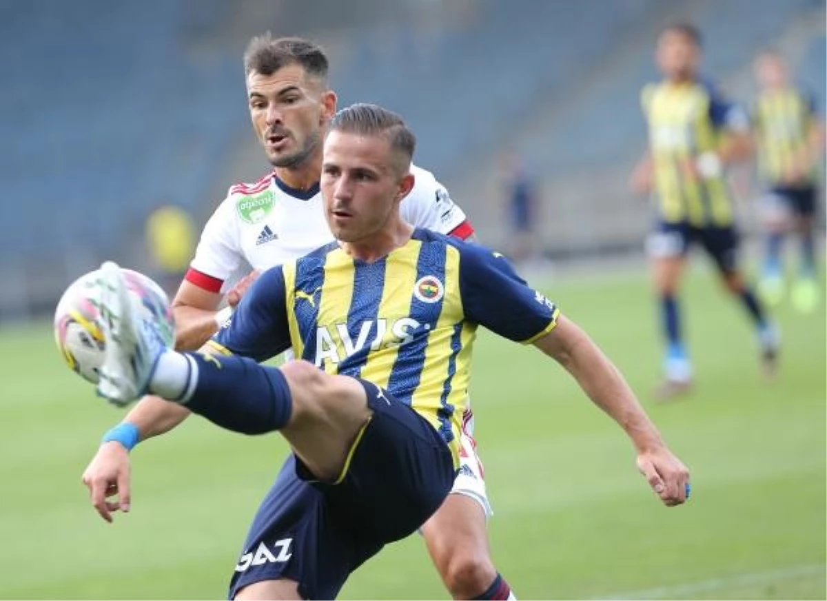 Fenerbahçe, Pelkas, Alioski ve Berisha ile yollarını ayırdı