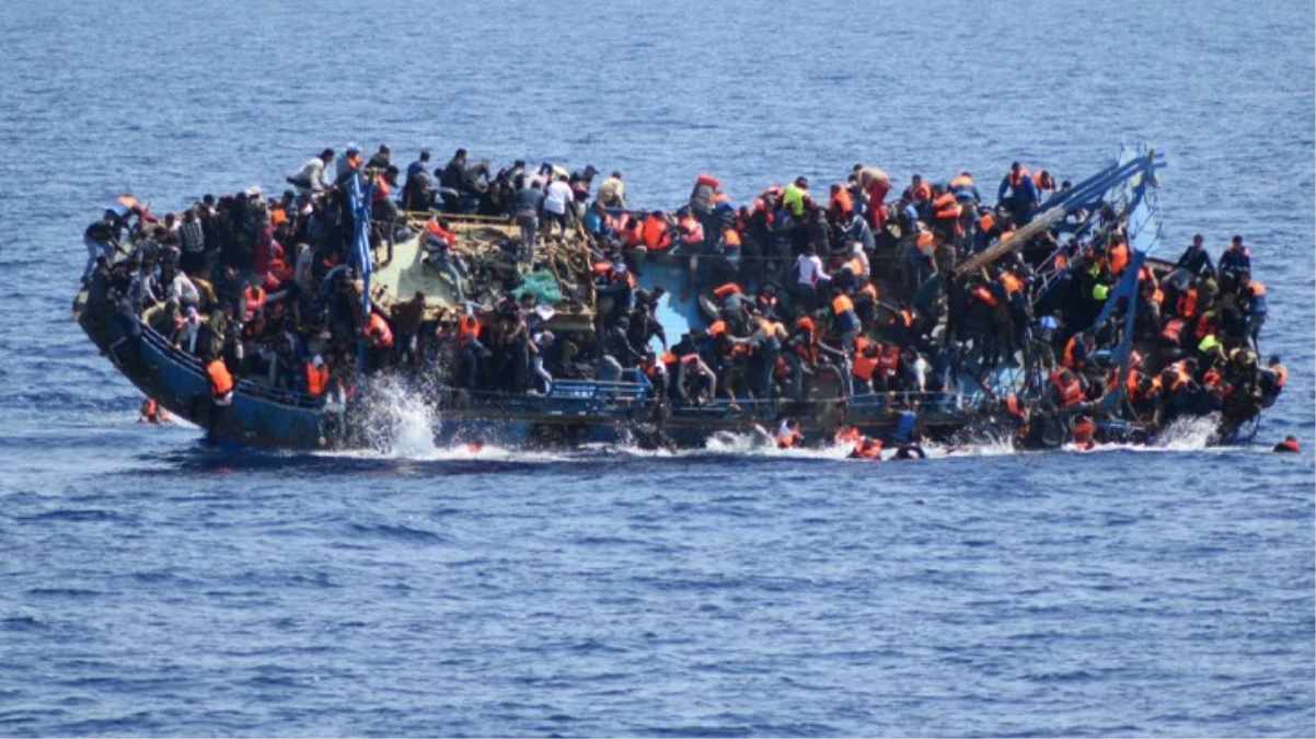 İspanya\'nın Kanarya Adaları\'na göçmen taşıyan bot battı: 51 ölü