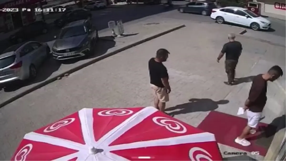 KARTAL\'da Pilavcıya Silahlı Saldırı: Bir Kişi Yaralandı