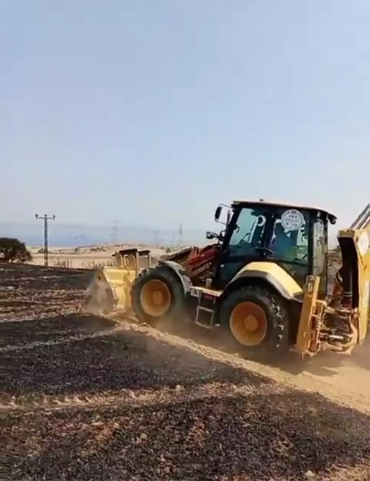 Çanakkale\'de buğday tarlasında çıkan yangın söndürüldü