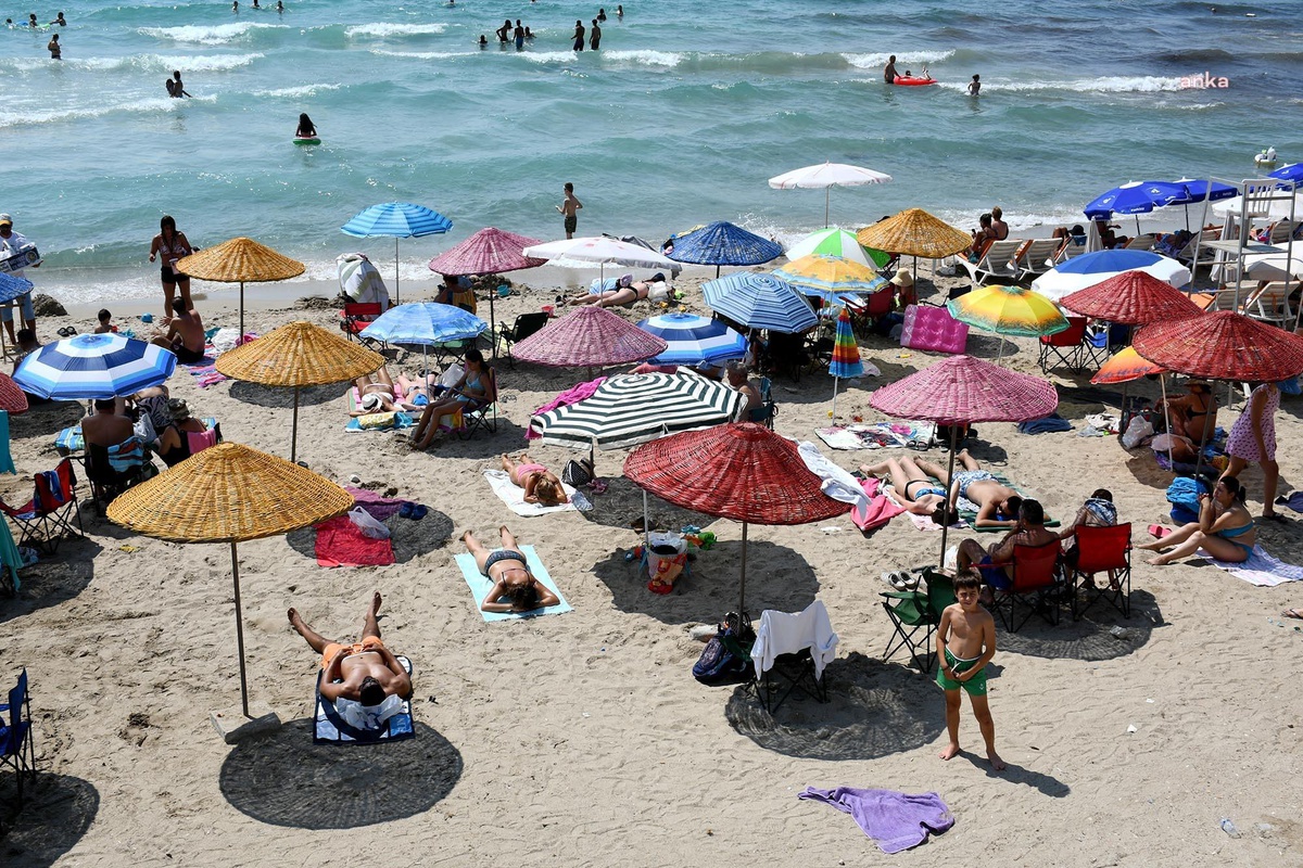 Kuşadası, 9 günlük Kurban Bayramı tatilinde 2 milyon ziyaretçiyi ağırladı
