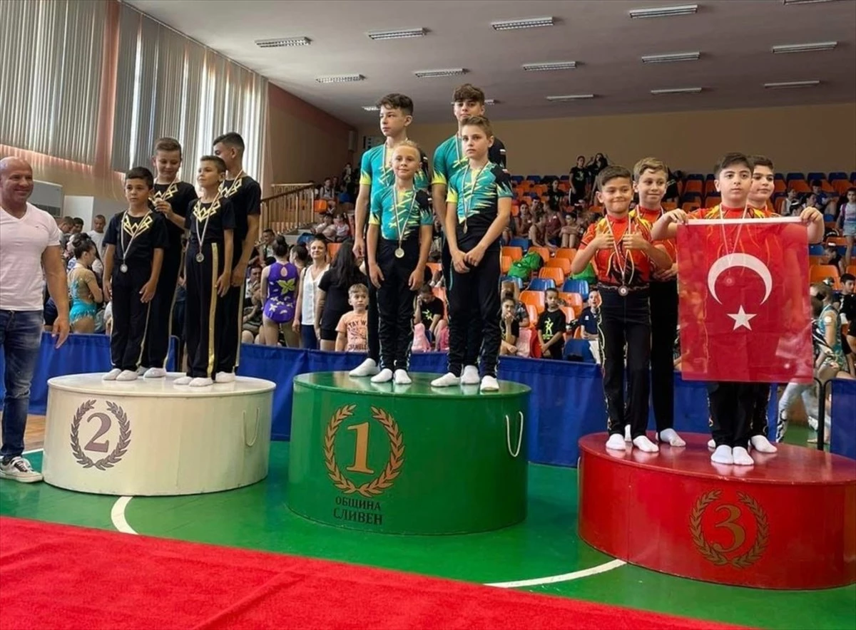 Türkiye, Bulgaristan\'da akrobatik cimnastikte ilk madalyasını kazandı