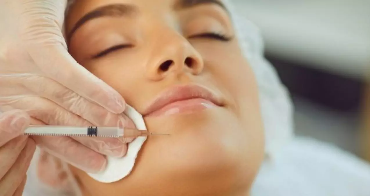 What is a non-surgical buccal fat removal? Procedure and benefits of non-surgical buccal fat removal in İstanbul, Türkiye