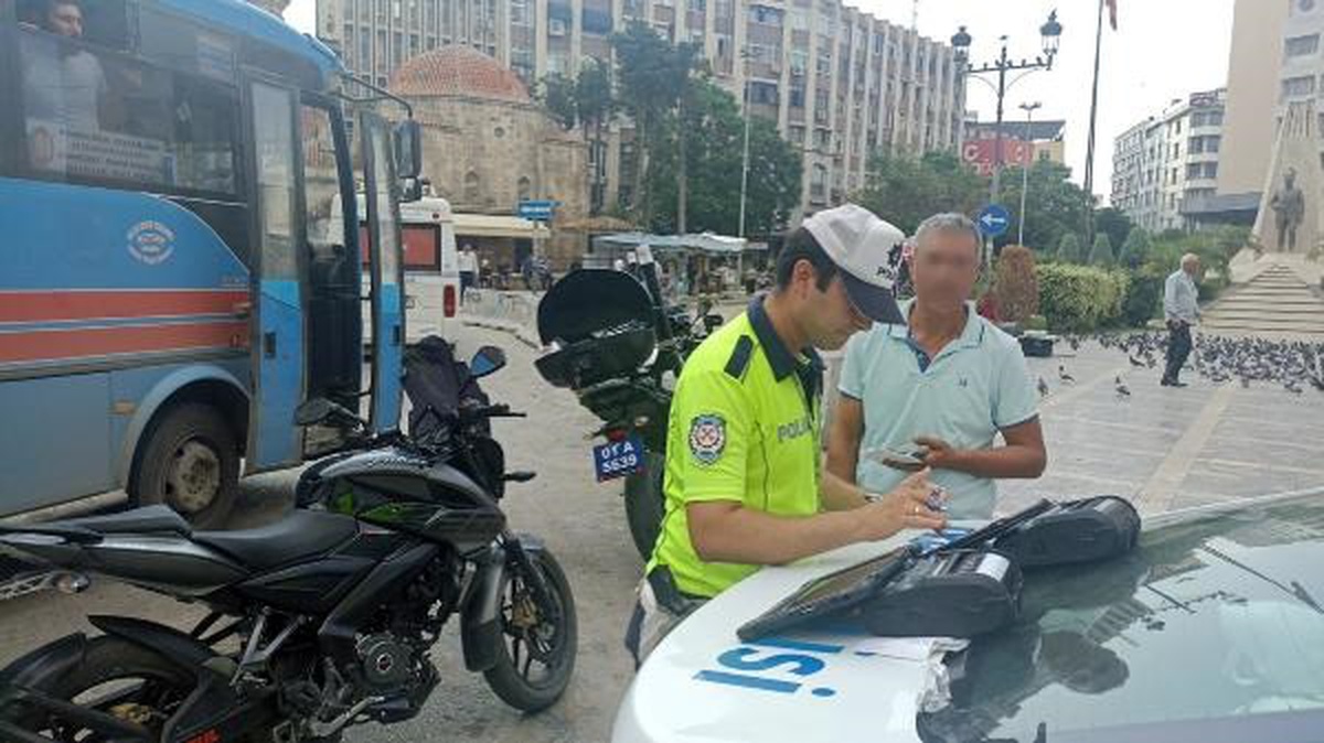 Adana\'da 54 toplu taşıma aracı sürücüsüne ceza