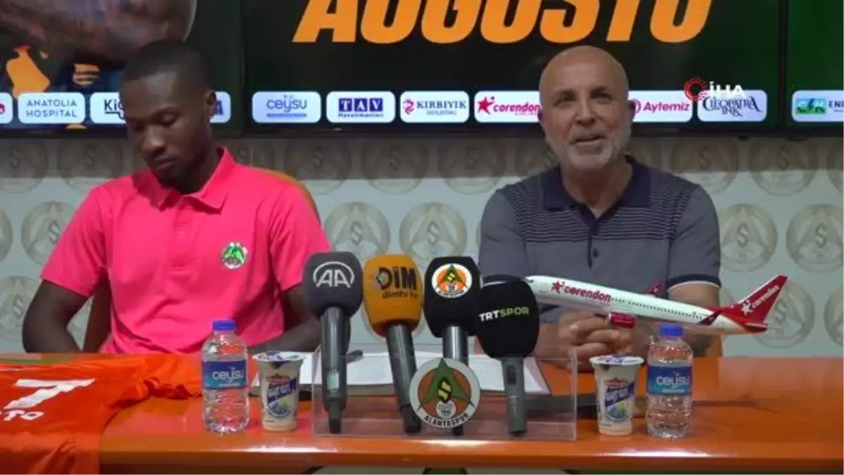 Alanyaspor, Loide Augusto ile 4 yıllık sözleşme imzaladı