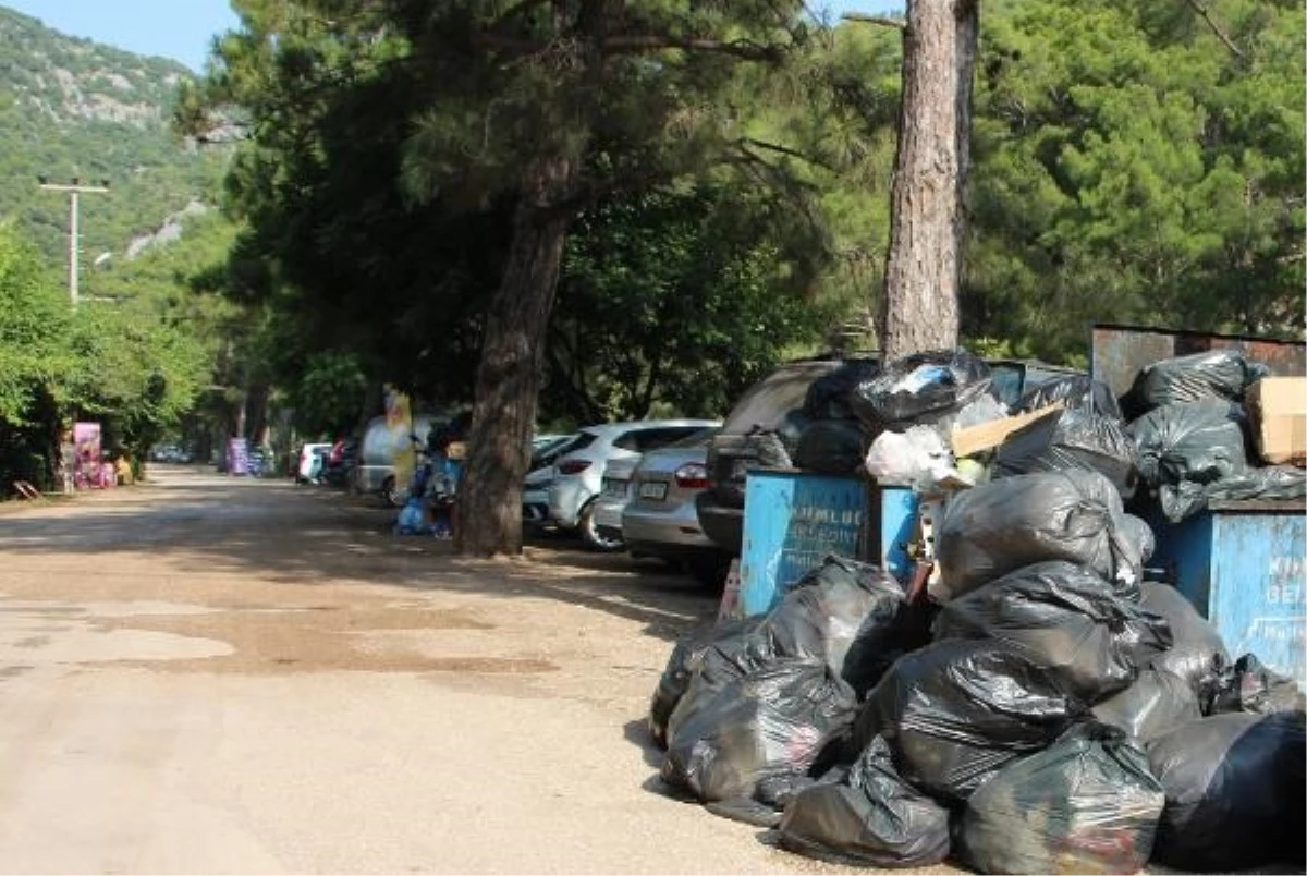 Kurban Bayramı Tatilinde Antalya\'da Çöp Miktarı Arttı
