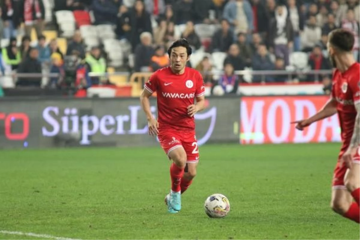 Antalyaspor, Shoya Nakajima ile yollarını ayırdı