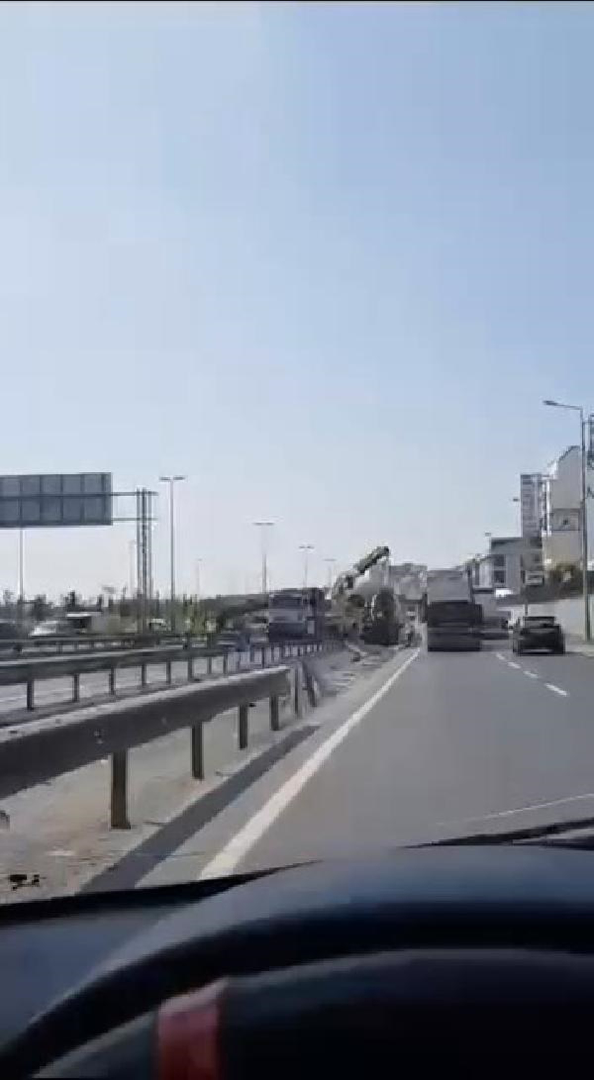 Beylikdüzü\'nde Beton Mikseri Kazası