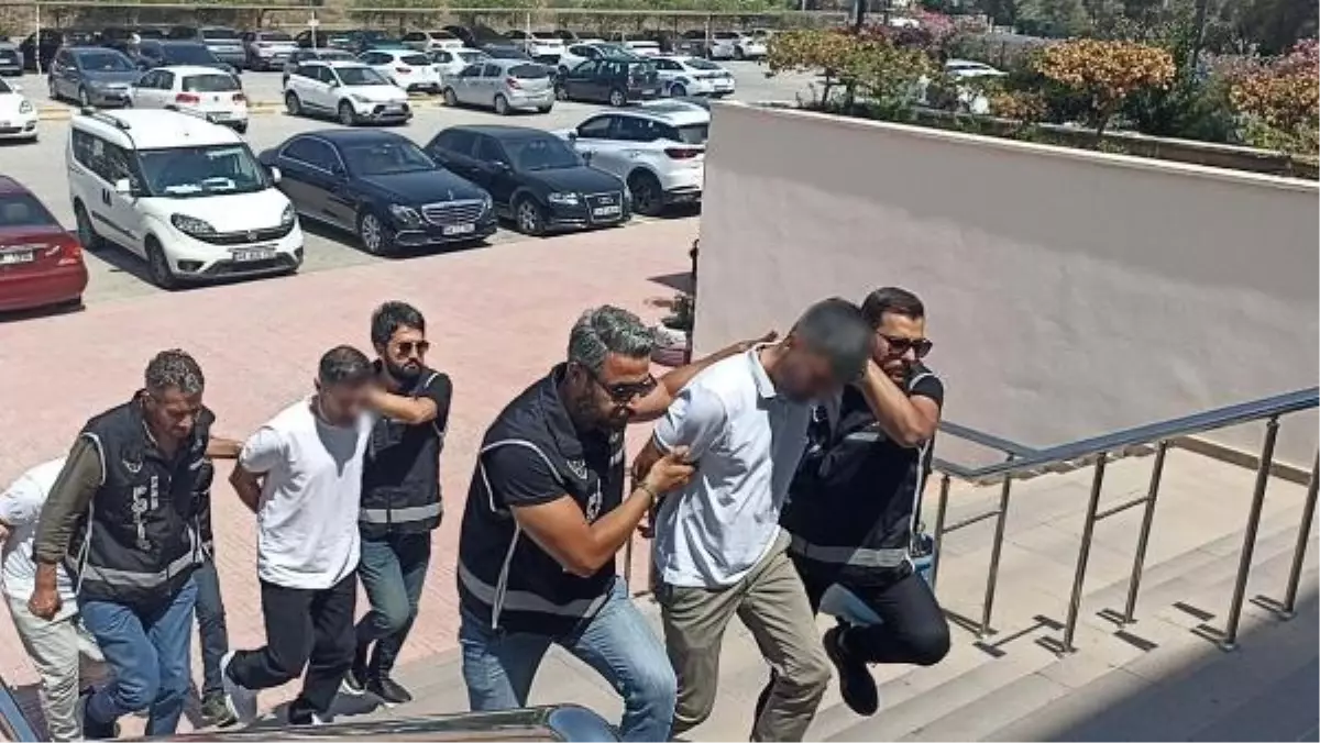 Bodrum\'da eğlence mekanında çıkan kavgada 2 kişi yaralandı, 5 kişi gözaltına alındı