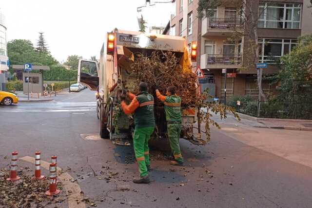 Çankaya Belediyesi yoğun bayram temizliği yaptı Çankaya Belediyesi yoğun bayram temizliği yaptı