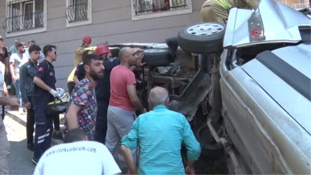 İstanbul\'da kamyonet dehşeti: Ortalık savaş alanına döndü, eşi sinir krizi geçirdi