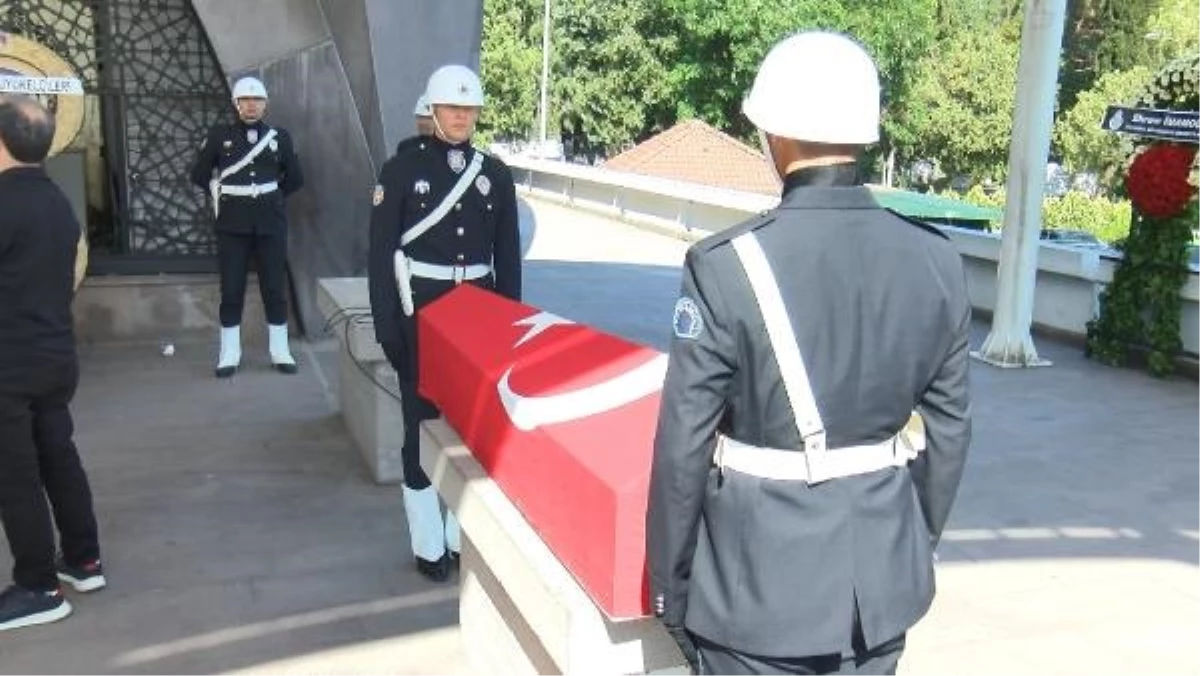 Türkiye\'nin Lizbon Büyükelçisi Murat Karagöz için cenaze töreni düzenlendi