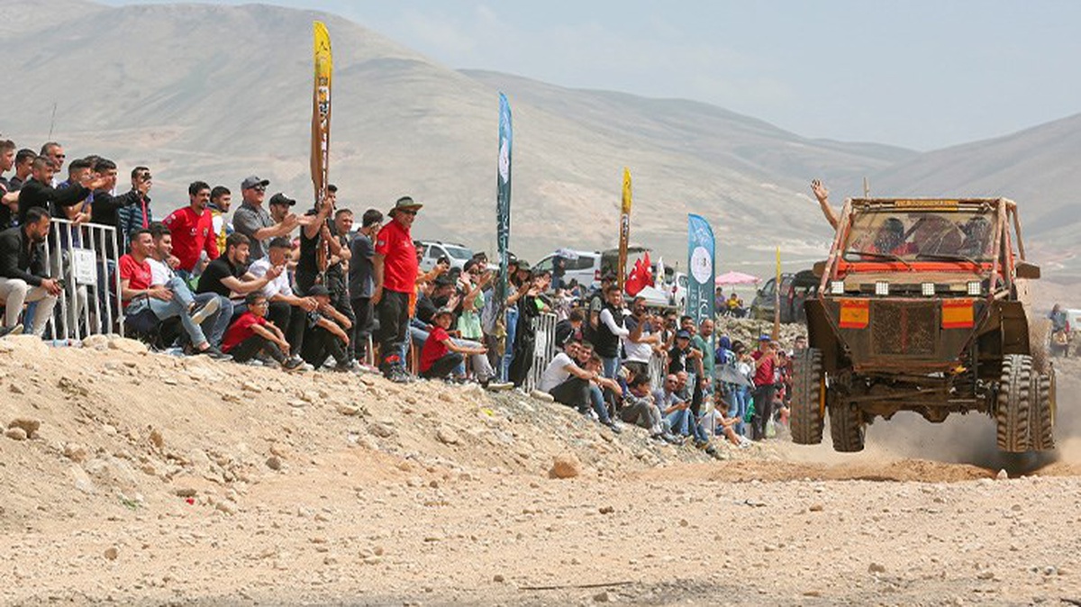 Niğde\'de Off-Road Yarışması ve Gösterisi