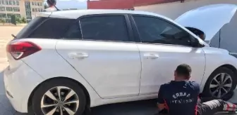 Erbaa'da Otomobilin Motoruna Giren Kedi, İtfaiye Aracının Altına Kaçtı