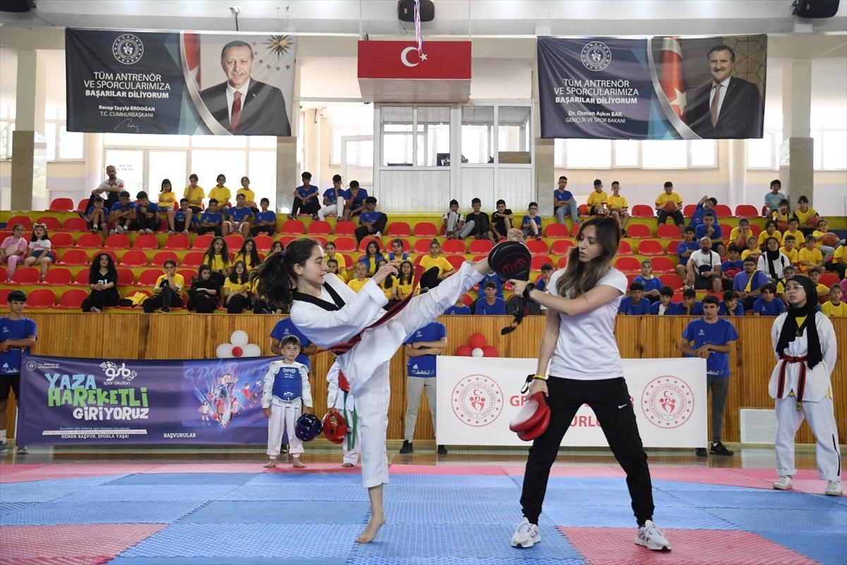 Tokat\'ta Gençlik ve Spor Bakanlığı Spor Okulları ve Engelsiz Spor Okulları Açıldı
