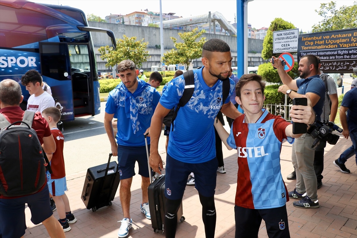 Trabzonspor, Slovenya\'ya kamp için yola çıktı